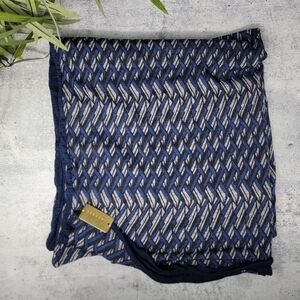 Tuesday | Stylish Rectangular Blue Black Gray Geometric Scarf Wrap Shawl